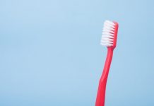 toothbrush for best practices on teeth and gum health